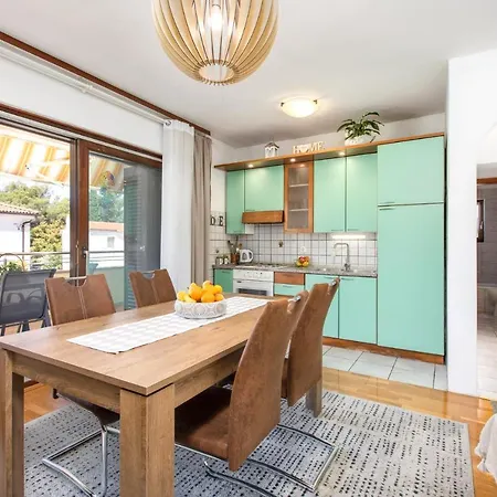 With Parking Space Punat, Krk - 19318 Appartement *